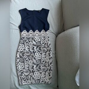 London Dress Company Navy and Cream Lace Bodycon Mini Dress Size 4